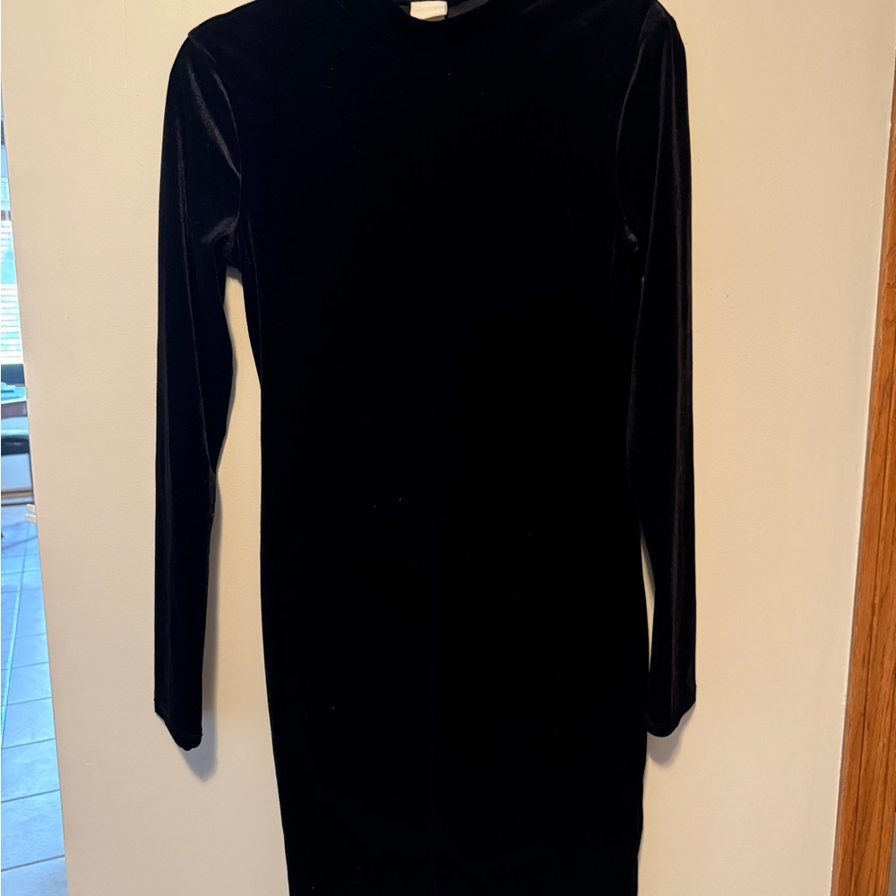 H&M Black Long Sleeve Dress